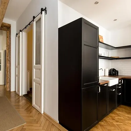 King Rustik & Apartment *